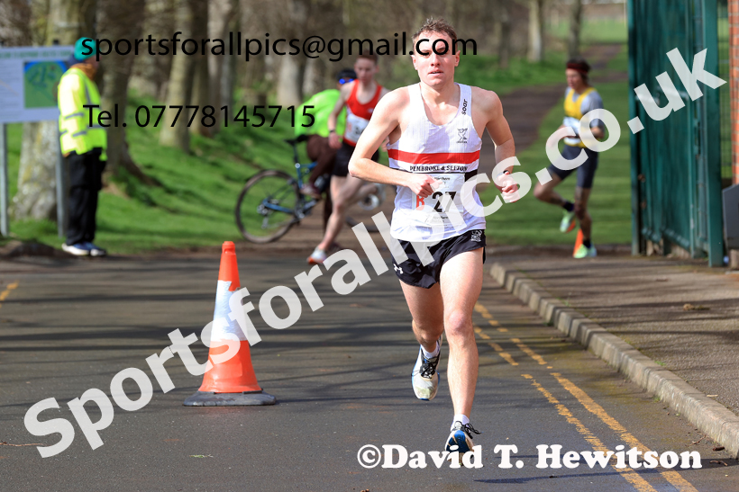 Senior Mens 12 Stage Road Relay, 2026 Northern Mens 12 and Womens 6 Stage Road Relays and Young Athletes 5k, Sheepmount Stadium, Carlisle. Photo: David T. Hewitson/Sports for All Pics